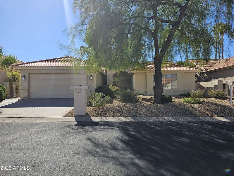 10541 E CEDAR WAXWING Drive, Sun Lakes, AZ 85248