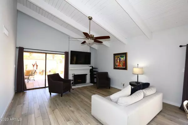 Paradise Valley, AZ 85253,5538 N 71ST Street