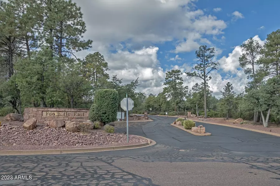 717 N FOOTHILLS EAST Circle #11, Payson, AZ 85541