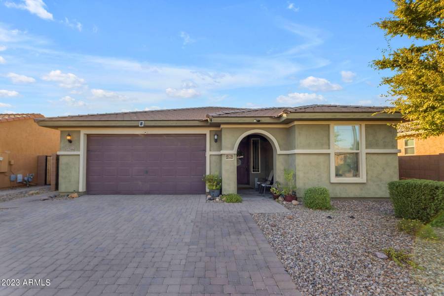 7296 S QUINN Avenue, Gilbert, AZ 85298