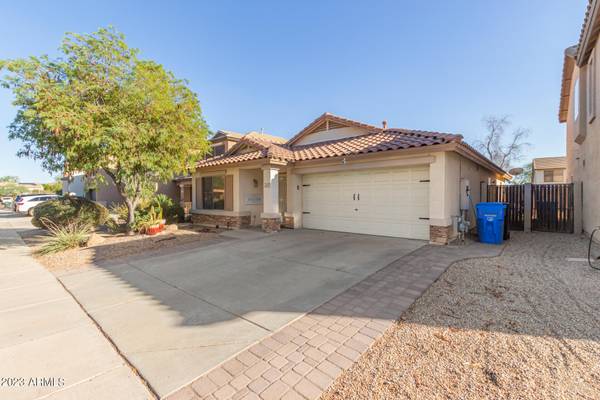 Phoenix, AZ 85085,2429 W Running Deer Trail