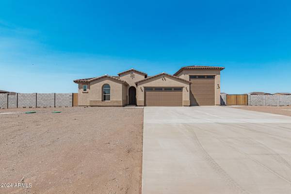 Wittmann, AZ 85361,29414 N 223RD Drive