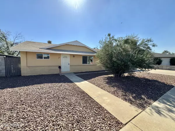 3923 W CAMBRIDGE Avenue, Phoenix, AZ 85009