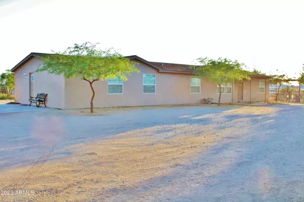 Apache Junction, AZ 85120,2921 W Windsong Street