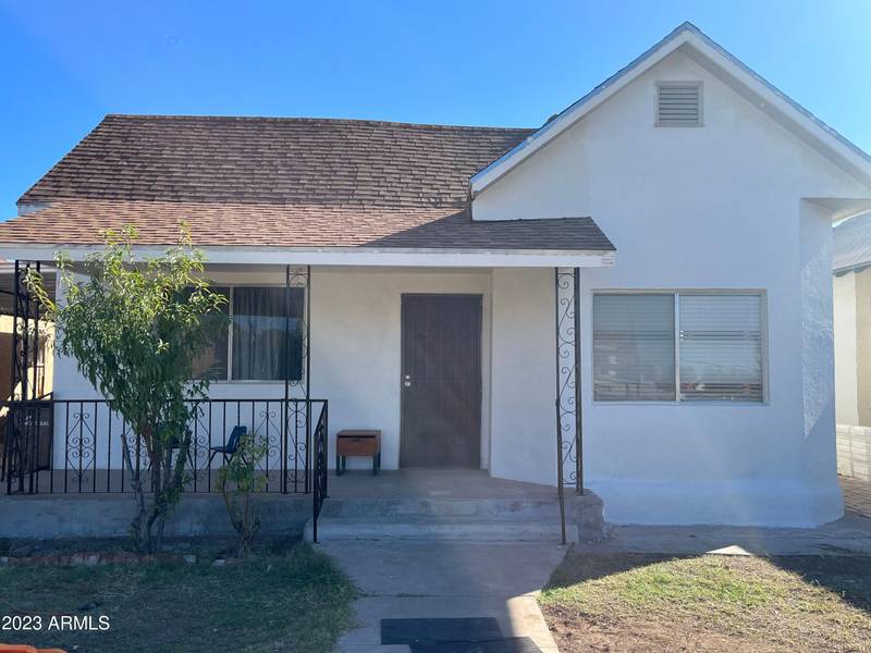 915 E 9th Street, Douglas, AZ 85607