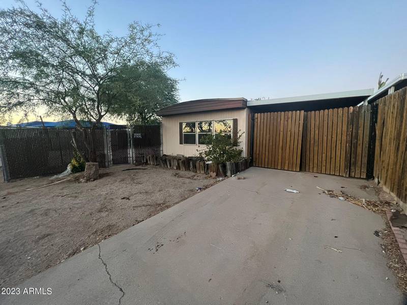 1008 W ESTES Way, Phoenix, AZ 85041