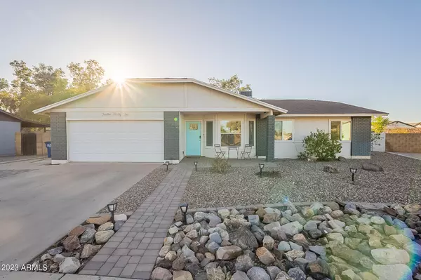 1242 N PALM Street, Gilbert, AZ 85234