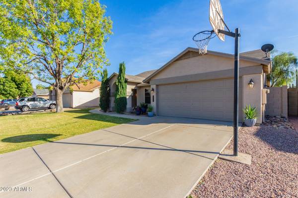 Glendale, AZ 85310,3917 W MISTY WILLOW Lane