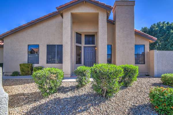 Gilbert, AZ 85233,613 S CROWS NEST Drive