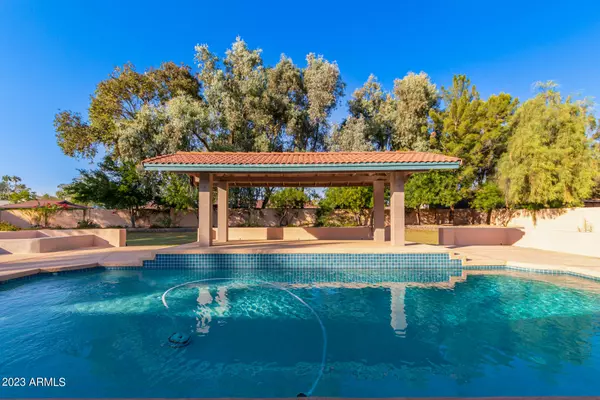 Glendale, AZ 85304,6416 W LARKSPUR Drive