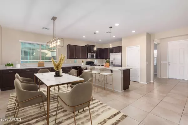 San Tan Valley, AZ 85143,376 E CANYON ROCK Road