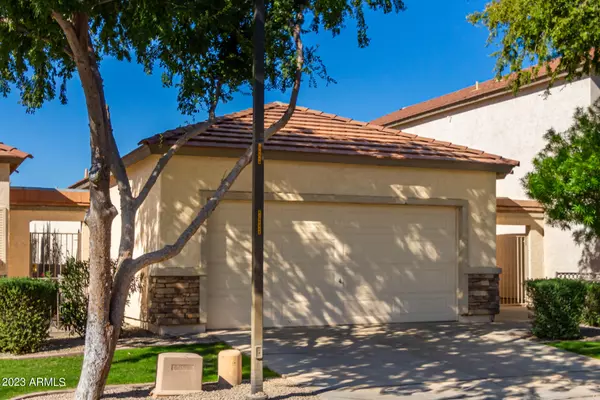 Gilbert, AZ 85296,956 S RACINE Lane