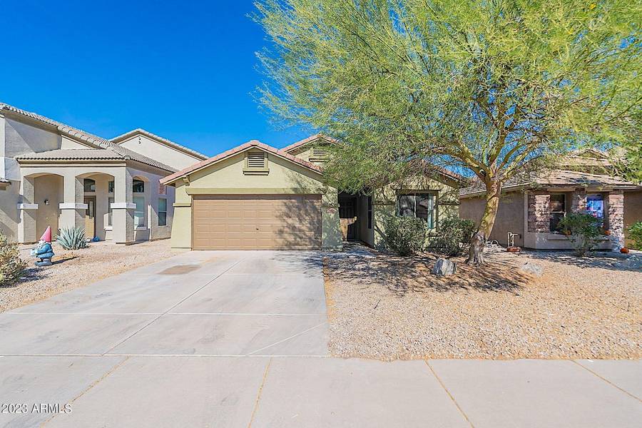 2054 W Vineyard Plains Drive, San Tan Valley, AZ 85144