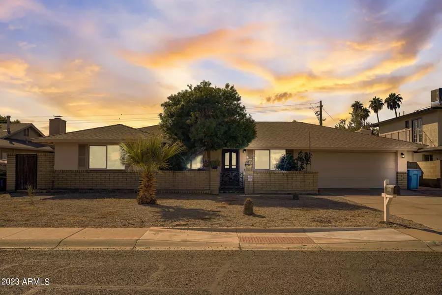 3045 W NORTHVIEW Avenue, Phoenix, AZ 85051