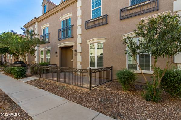 Gilbert, AZ 85297,4762 E PORTOLA VALLEY Drive #102