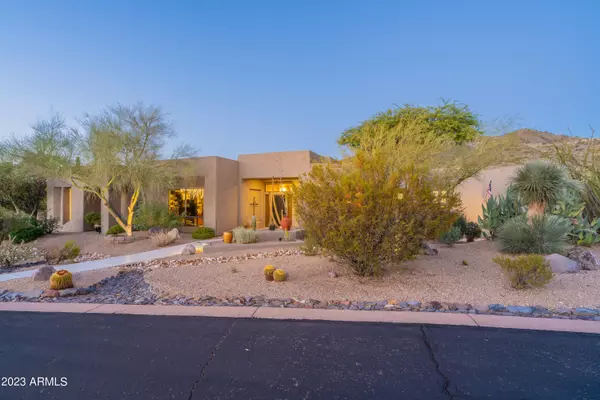Cave Creek, AZ 85331,5942 E Whitethorn Place