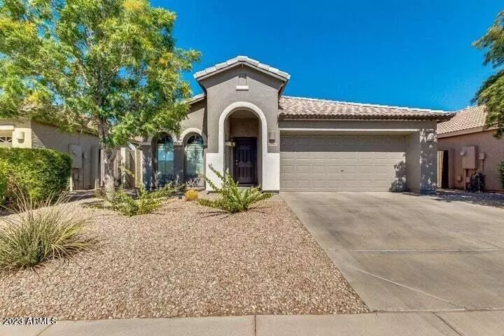 29197 N YELLOW BEE Drive, San Tan Valley, AZ 85143