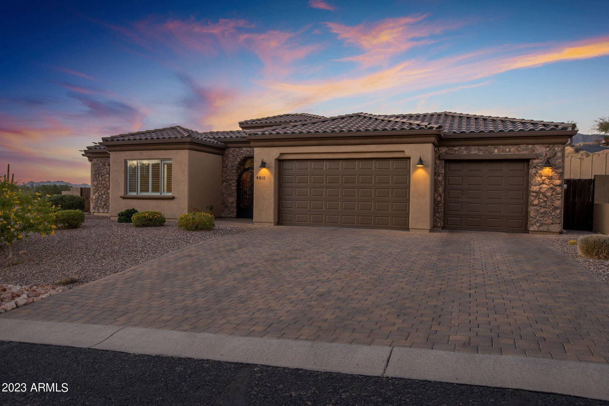 8810 E Canyon Vista Drive, Gold Canyon, AZ 85118