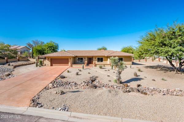 Wickenburg, AZ 85390,760 N SADDLEBACK Trail