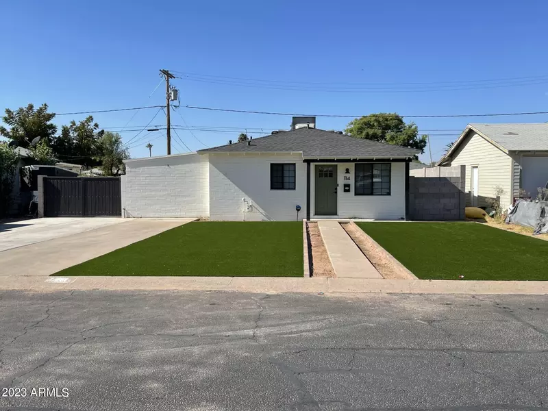 114 N HUNT Drive W, Mesa, AZ 85203