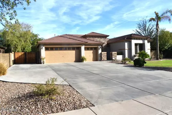 Gilbert, AZ 85234,845 N THUNDERBIRD Avenue