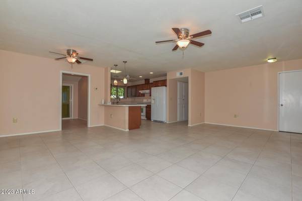 Sun City, AZ 85351,9901 W BRIGHT ANGEL Circle