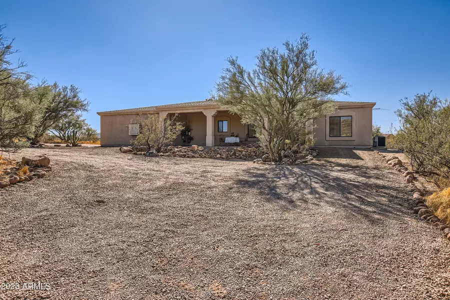 43630 N 20TH Street, New River, AZ 85087