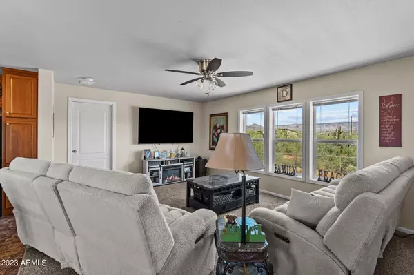 New River, AZ 85087,48323 N 30TH Drive