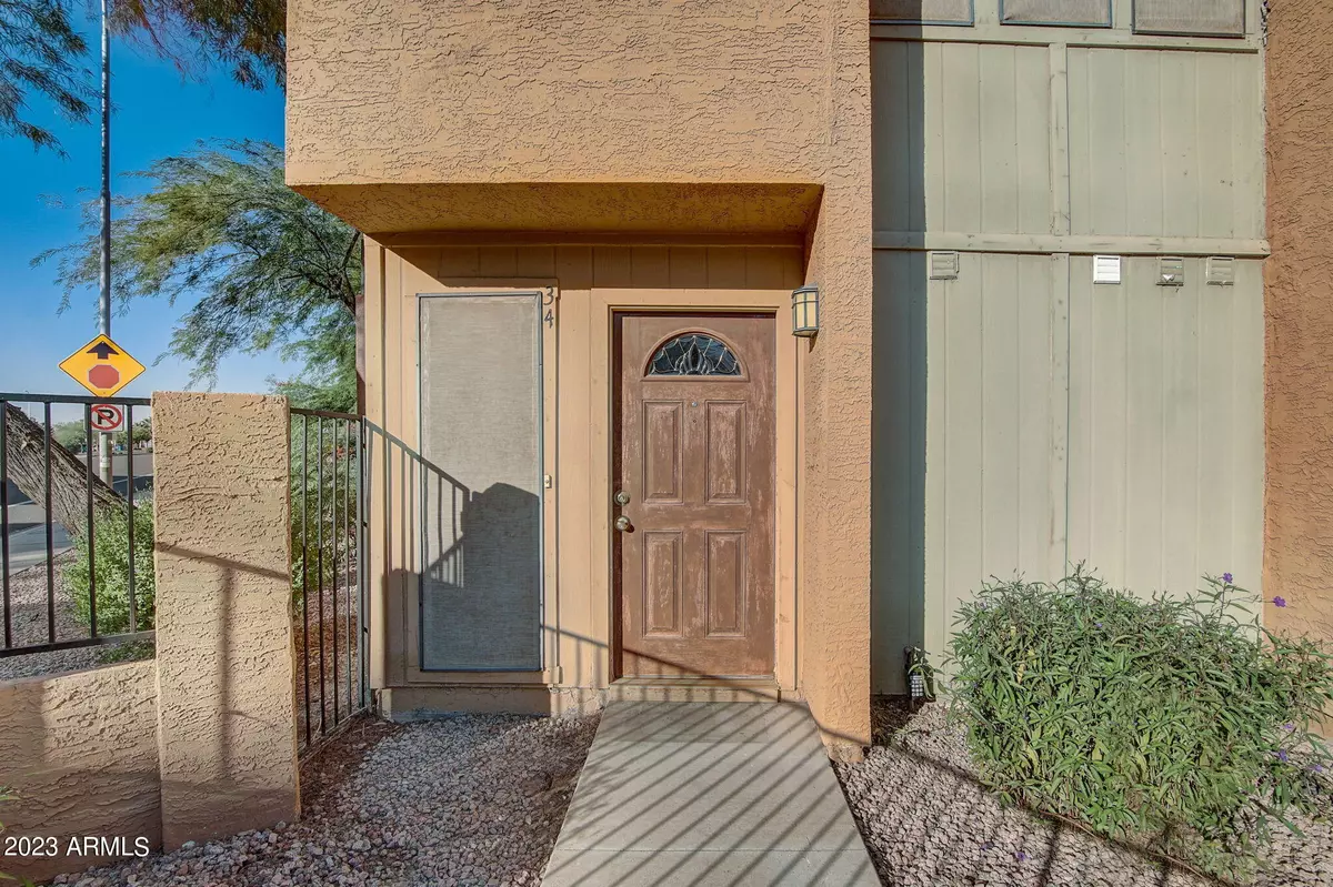 Tempe, AZ 85288,520 E WEBER Drive #34