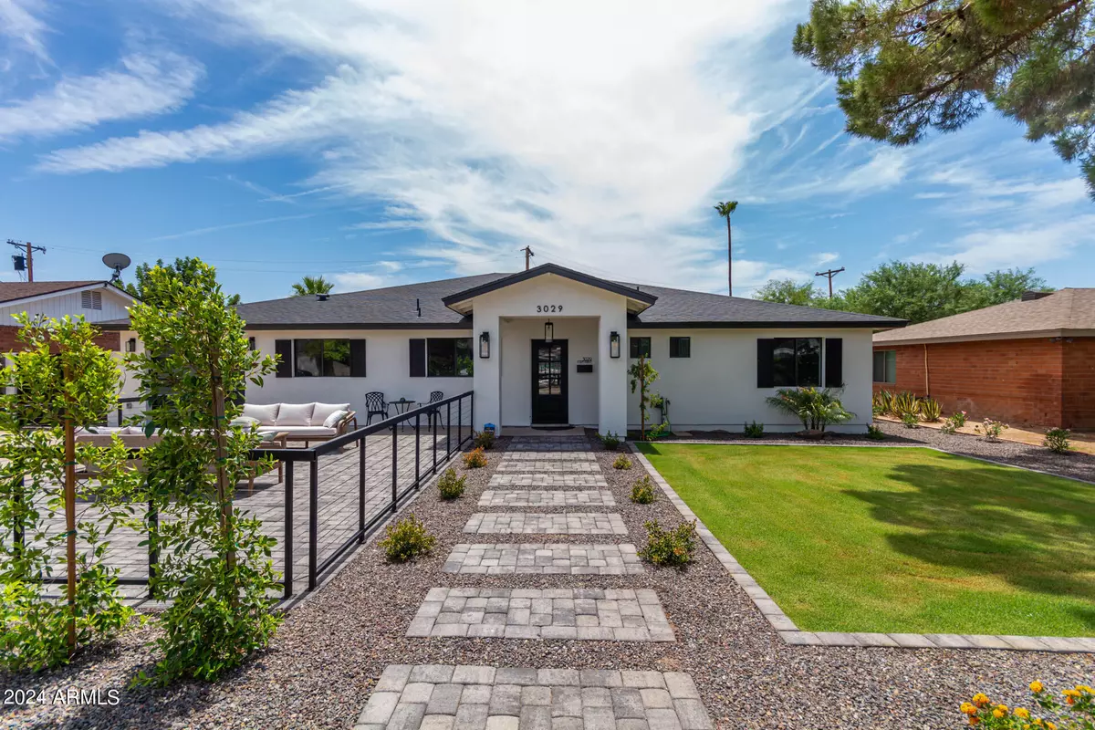 Phoenix, AZ 85016,3029 E ELM Street