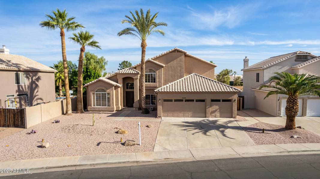 1806 W REDFIELD Road, Gilbert, AZ 85233