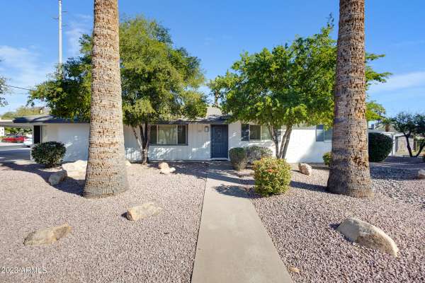 1739 E OCOTILLO Road, Phoenix, AZ 85016