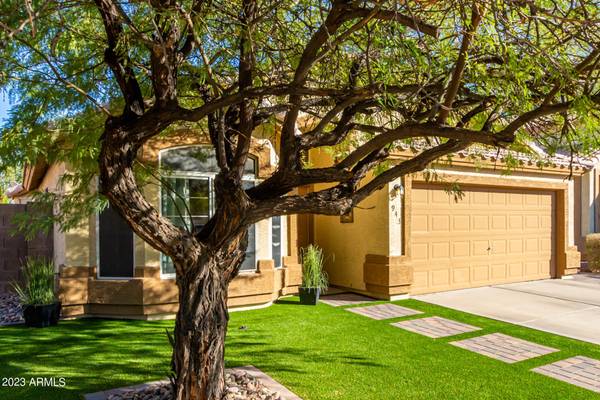 Chandler, AZ 85226,943 N ALBERT Drive