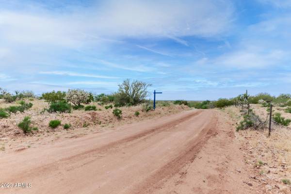 Florence, AZ 85132,E Arrowhead Trail #-