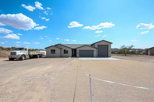 New River, AZ 85087,48025 N 15TH Avenue