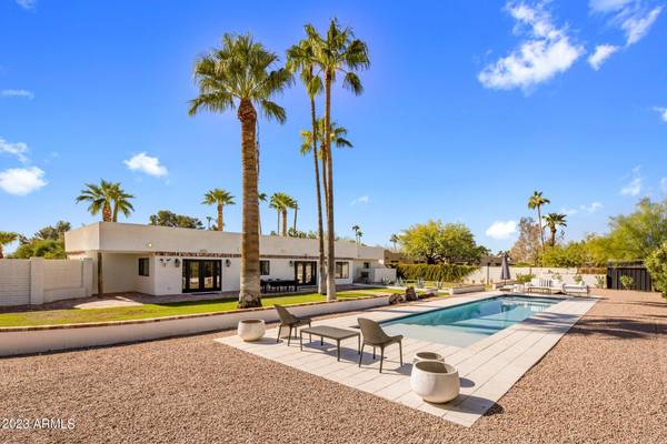 Scottsdale, AZ 85254,6250 E CHARTER OAK Road