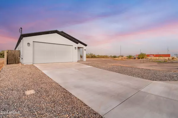 21710 W harding Avenue, Wittmann, AZ 85361