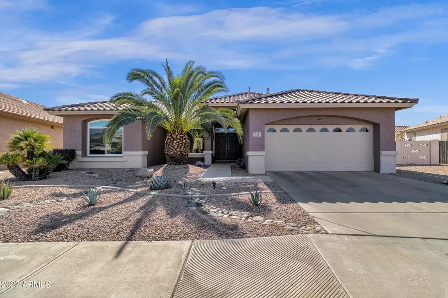 17821 W PRIMROSE Lane, Surprise, AZ 85374