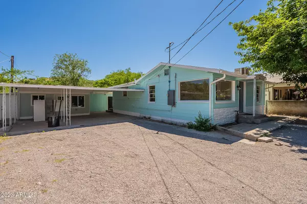 Globe, AZ 85501,935 S JESSE HAYES Road