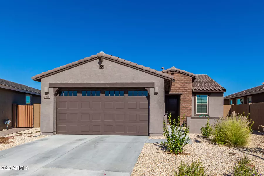 2866 E YUMA Avenue, Apache Junction, AZ 85119