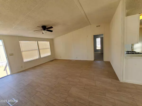 Casa Grande, AZ 85122,708 W MCMURRAY Boulevard #41