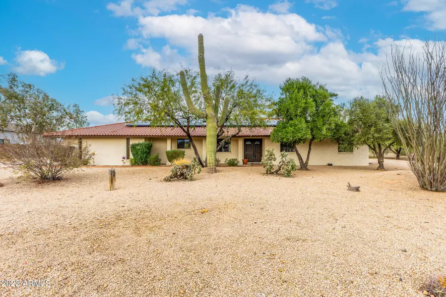 4702 W SAGUARO PARK Lane, Glendale, AZ 85310