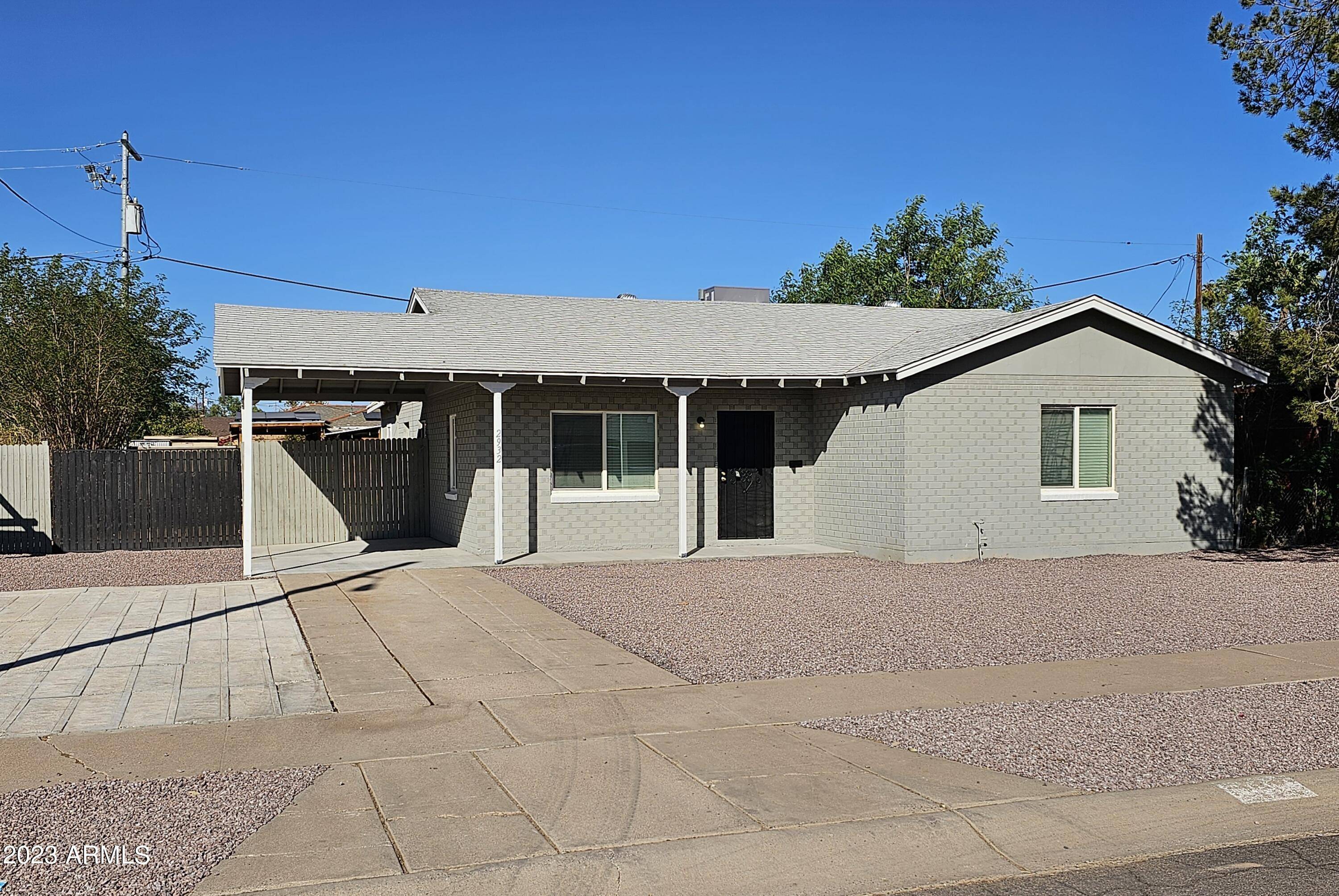 2932 E DIAMOND Street, Phoenix, AZ 85008
