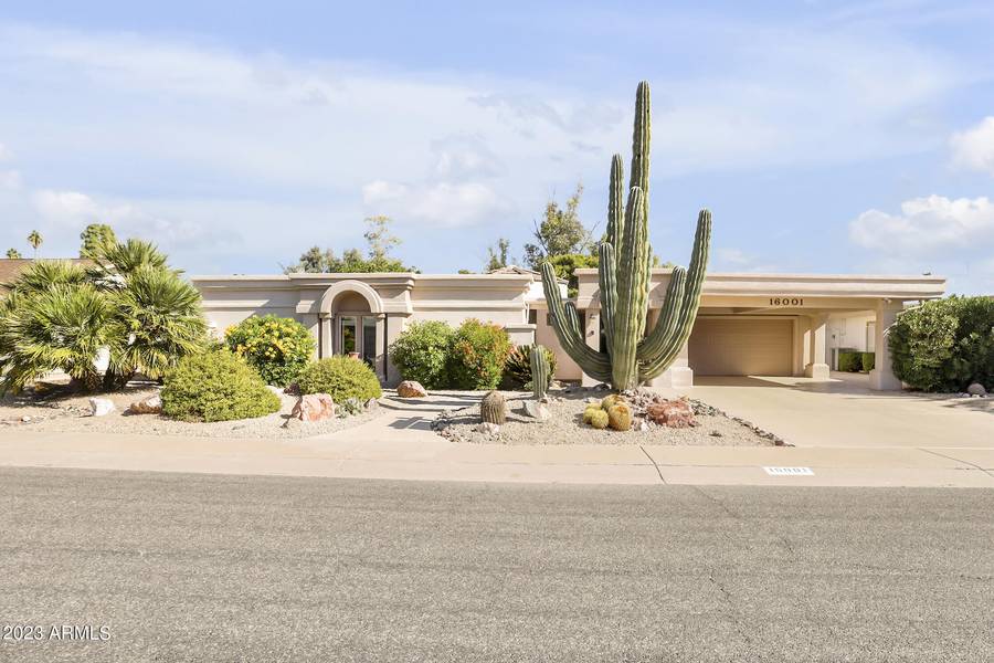 16001 N LAKEFOREST Drive, Sun City, AZ 85351