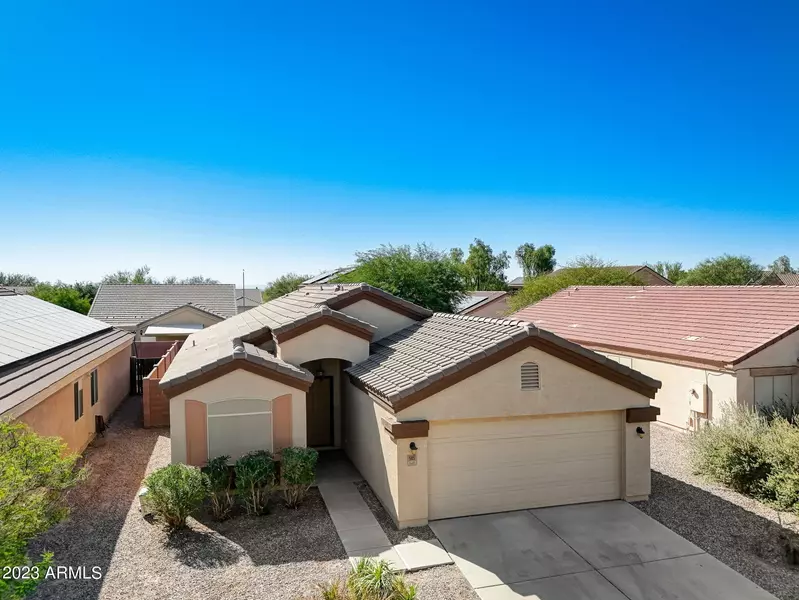 585 W ENCHANTED DESERT Drive, Casa Grande, AZ 85122