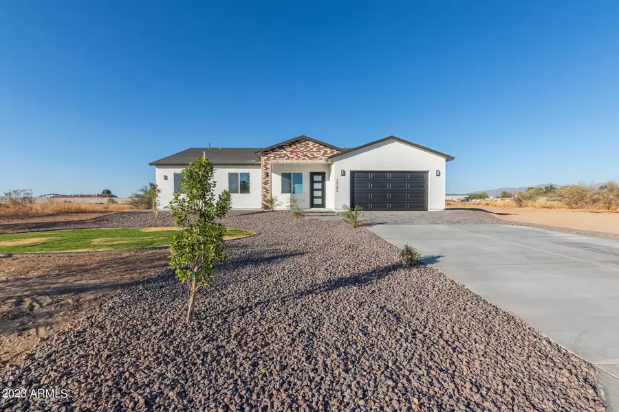 30206 W PORTLAND Street, Buckeye, AZ 85396