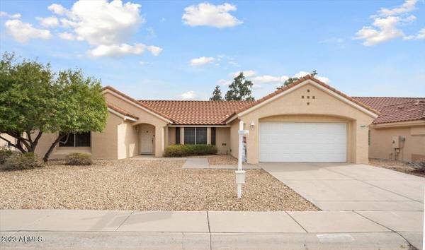 20427 N DESERT GLEN Drive, Sun City West, AZ 85375