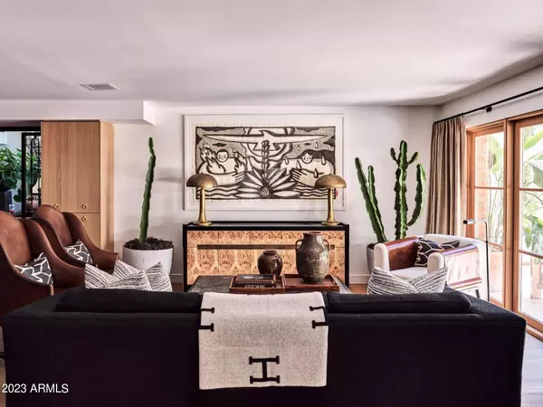 Scottsdale, AZ 85250,6701 N SCOTTSDALE Road #40