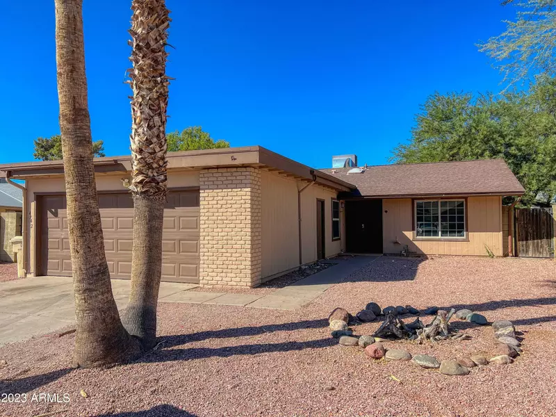 4942 W TOWNLEY Avenue, Glendale, AZ 85302