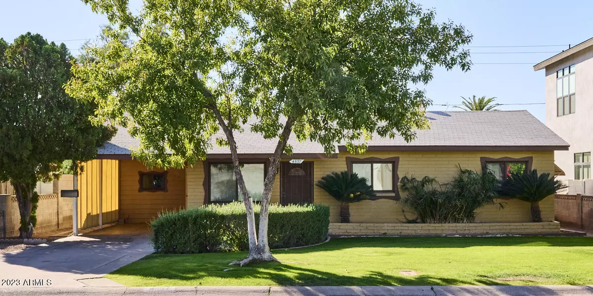 Phoenix, AZ 85018,4537 E MONTECITO Avenue